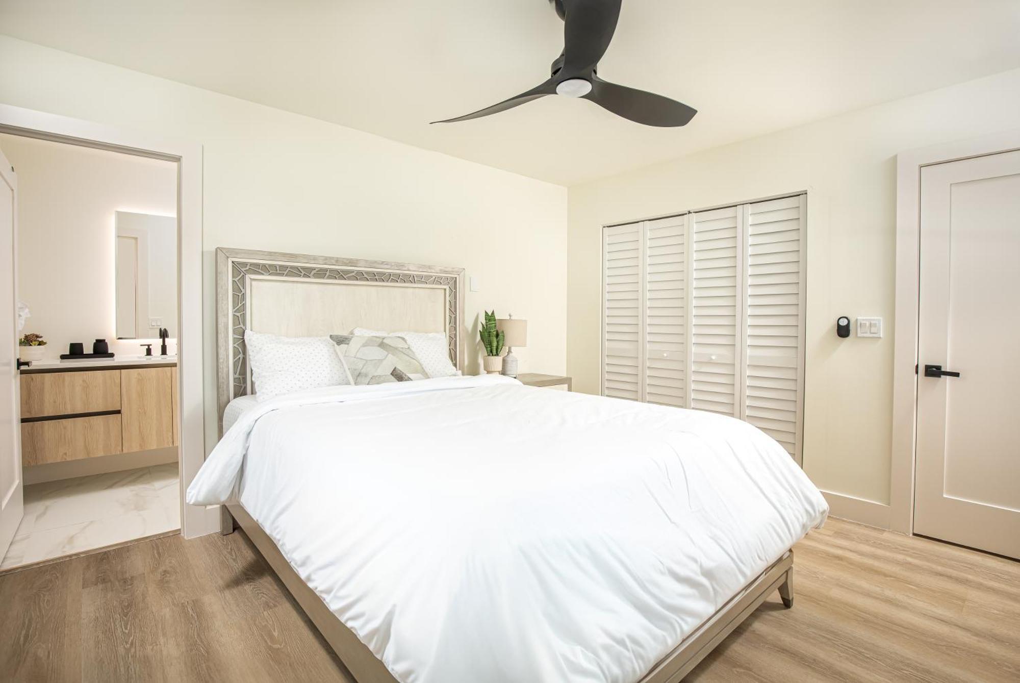 Black Vanilla - Stylish Symphony 3Miles Downtown North North Naples Exterior foto
