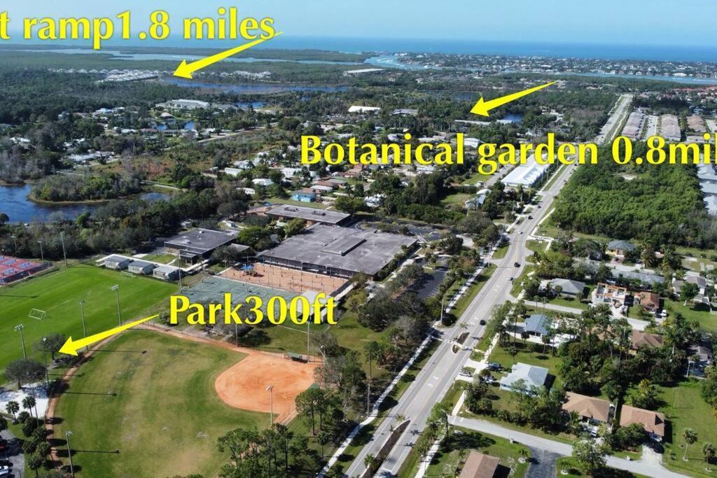 Black Vanilla - Stylish Symphony 3Miles Downtown North North Naples Exterior foto